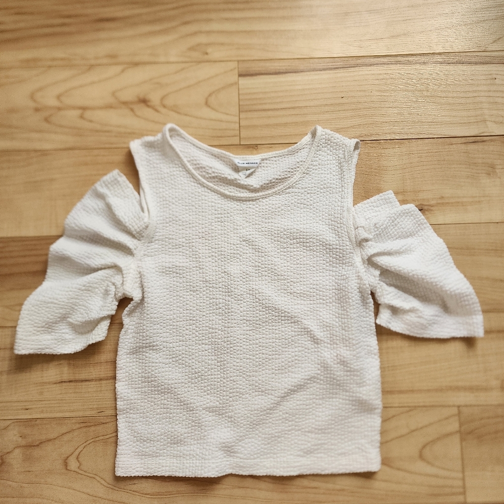 Club Monaco size small textured cold shoulder xansa top